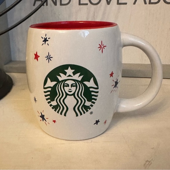 Disney Parks Starbucks Red White Blue Patriotic Mug Mickey 12oz Hearts USA - Picture 4 of 7